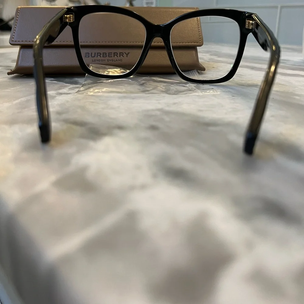 Burberry Sylvie black eyeglass frames non rx lenses, case, wipe included - Picture 6 of 14